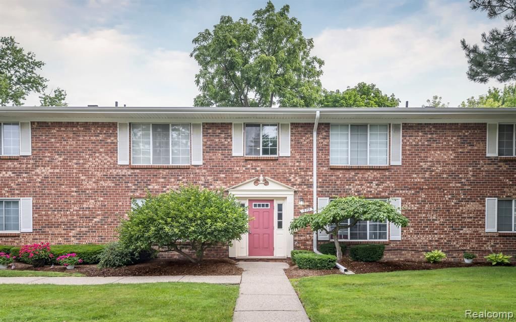 575 E Lincoln Street, Birmingham, MI 48009 Main Photo