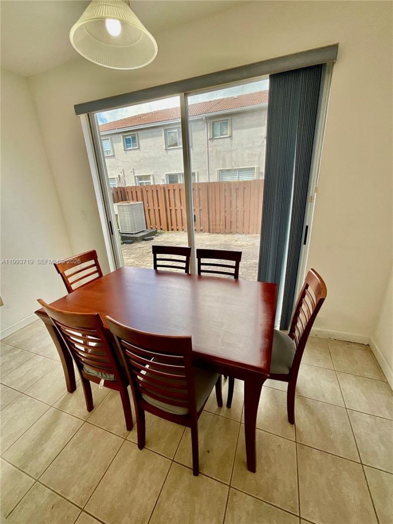 5628 NW 113th Ave, Unit 5628, Doral, FL 33178 Photo