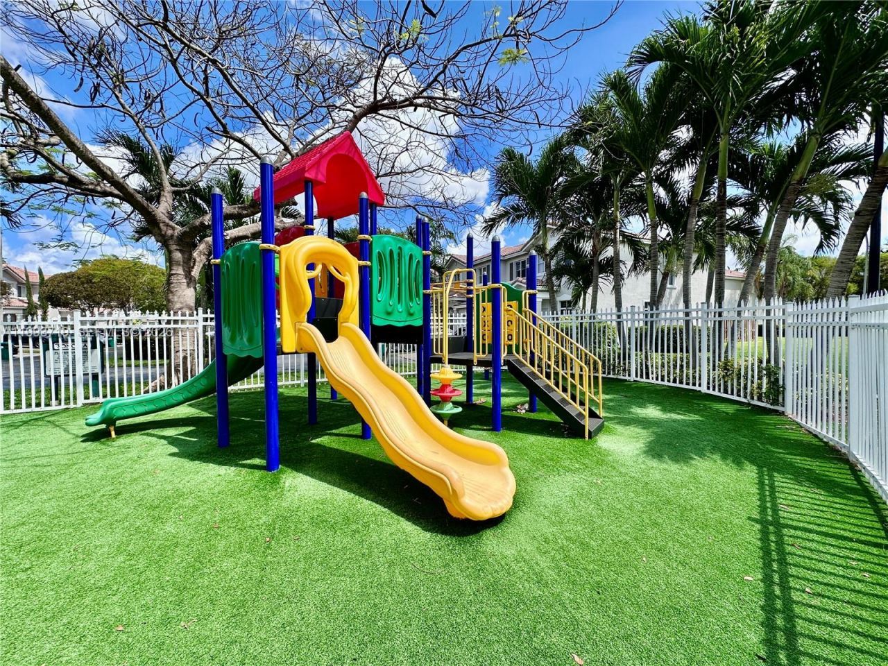 5628 NW 113th Ave, Unit 5628, Doral, FL 33178 Photo
