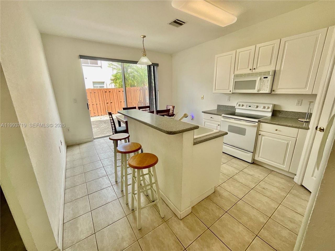 5628 NW 113th Ave, Unit 5628, Doral, FL 33178 Photo