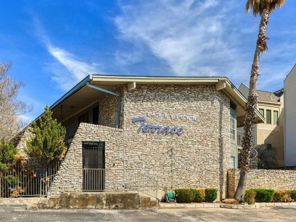 2308 Enfield RD, Unit 204, Austin, TX 78703
