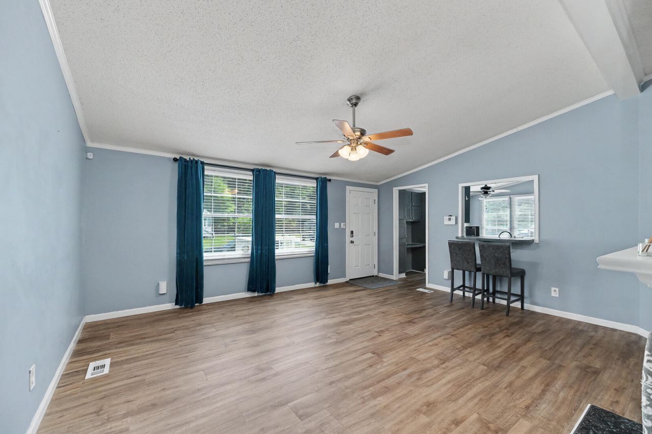 254 Grapevine Road Photo 17