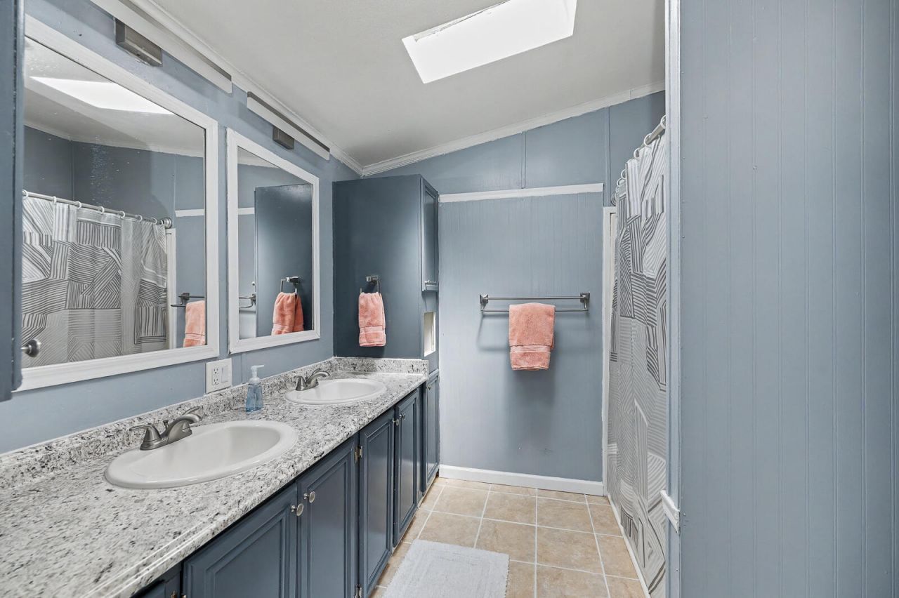 254 Grapevine Road Photo 9