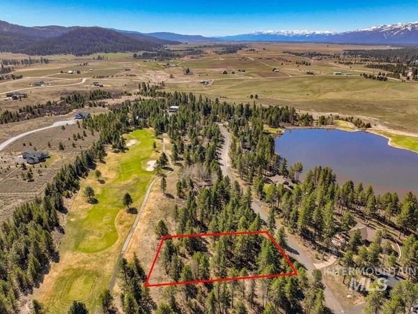 416 Wilhelm Creek Court, McCall, ID 83638