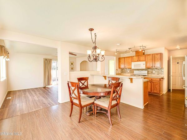 156 E Knotty Pine LN , Coeur d'Alene, ID 83815