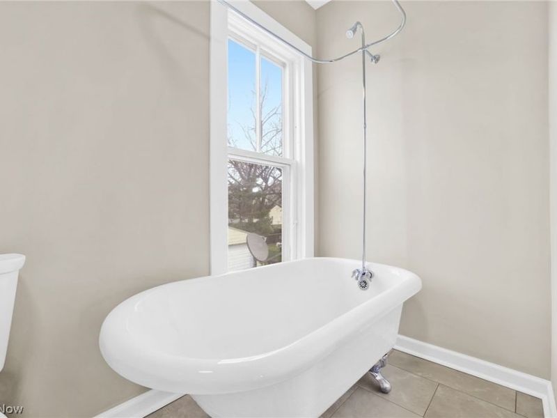 941 Carnegie Avenue, Akron, OH 44314 Photo 10