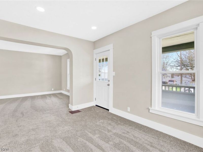 941 Carnegie Avenue, Akron, OH 44314 Photo 12