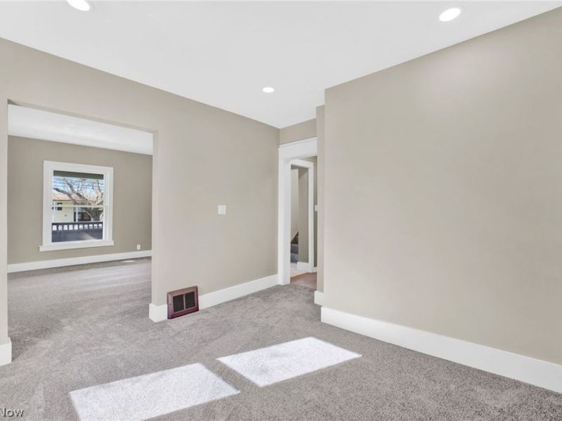 941 Carnegie Avenue, Akron, OH 44314 Photo 15