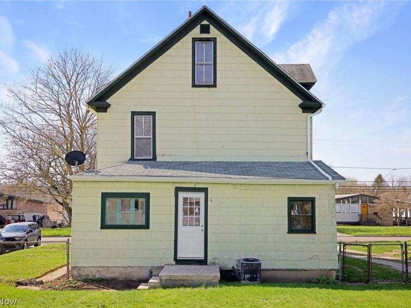 941 Carnegie Avenue, Akron, OH 44314 Photo 4