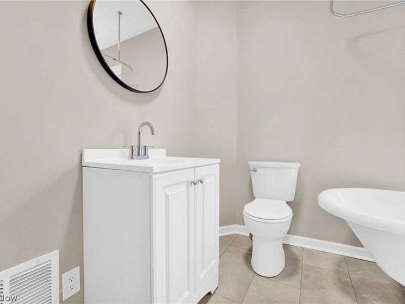 941 Carnegie Avenue, Akron, OH 44314 Photo 9