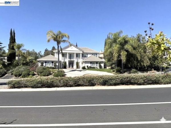 47 E Country Club Dr , Brentwood, CA 94513