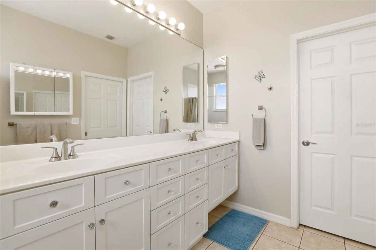 11198 Lakeland Circle, Fort Myers, FL 33913 Photo