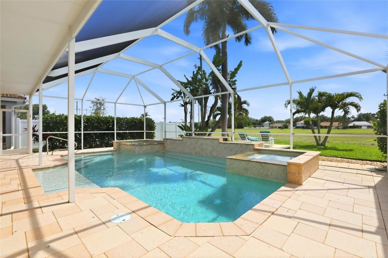 11198 Lakeland Circle, Fort Myers, FL 33913 Photo