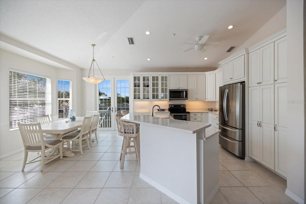 9181 Lake Drive, Englewood, FL 34224 Photo