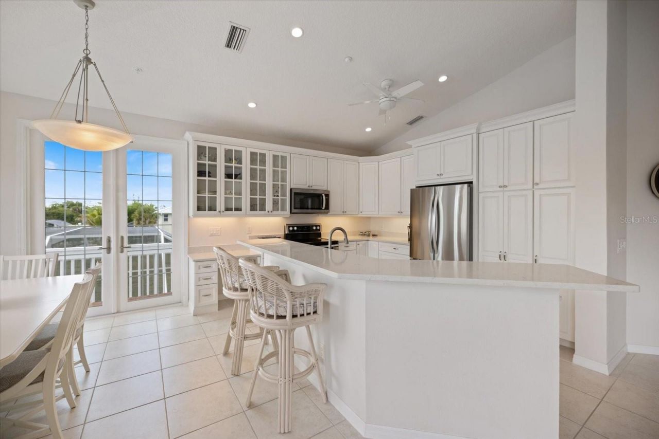 9181 Lake Drive, Englewood, FL 34224 Photo