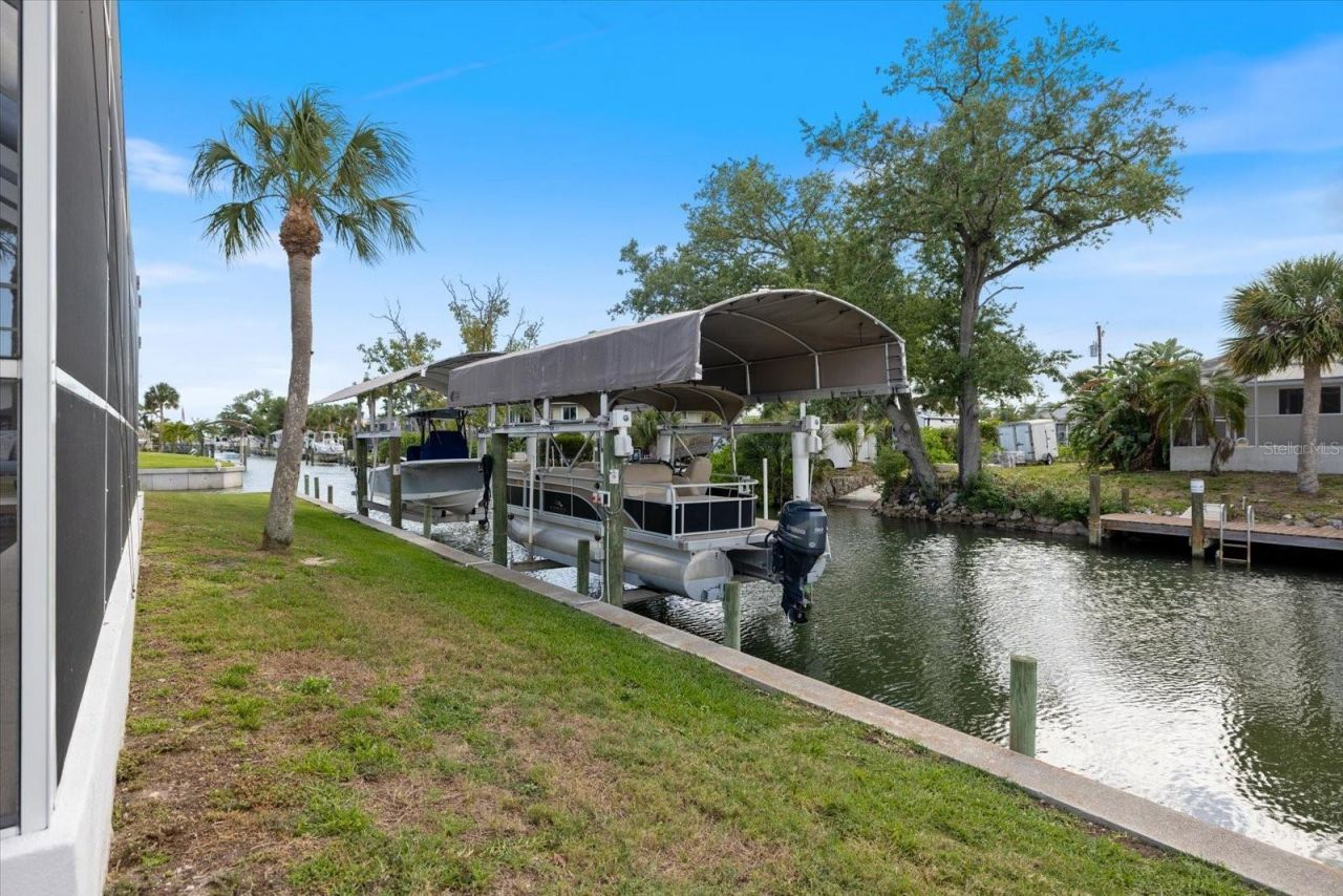 9181 Lake Drive, Englewood, FL 34224 Photo