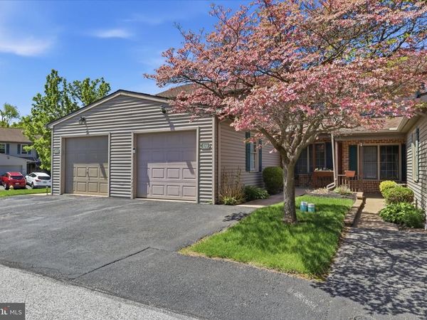 109 OAK CROSSING, Unit 109, DALLASTOWN, PA 17313