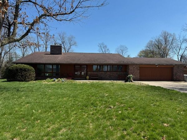 220 Rutledge Drive, McMurray, PA 15317