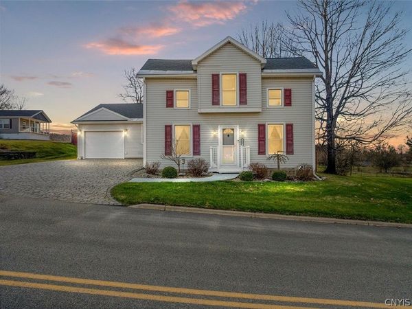 117 S Court Street , Wampsville, NY 13032