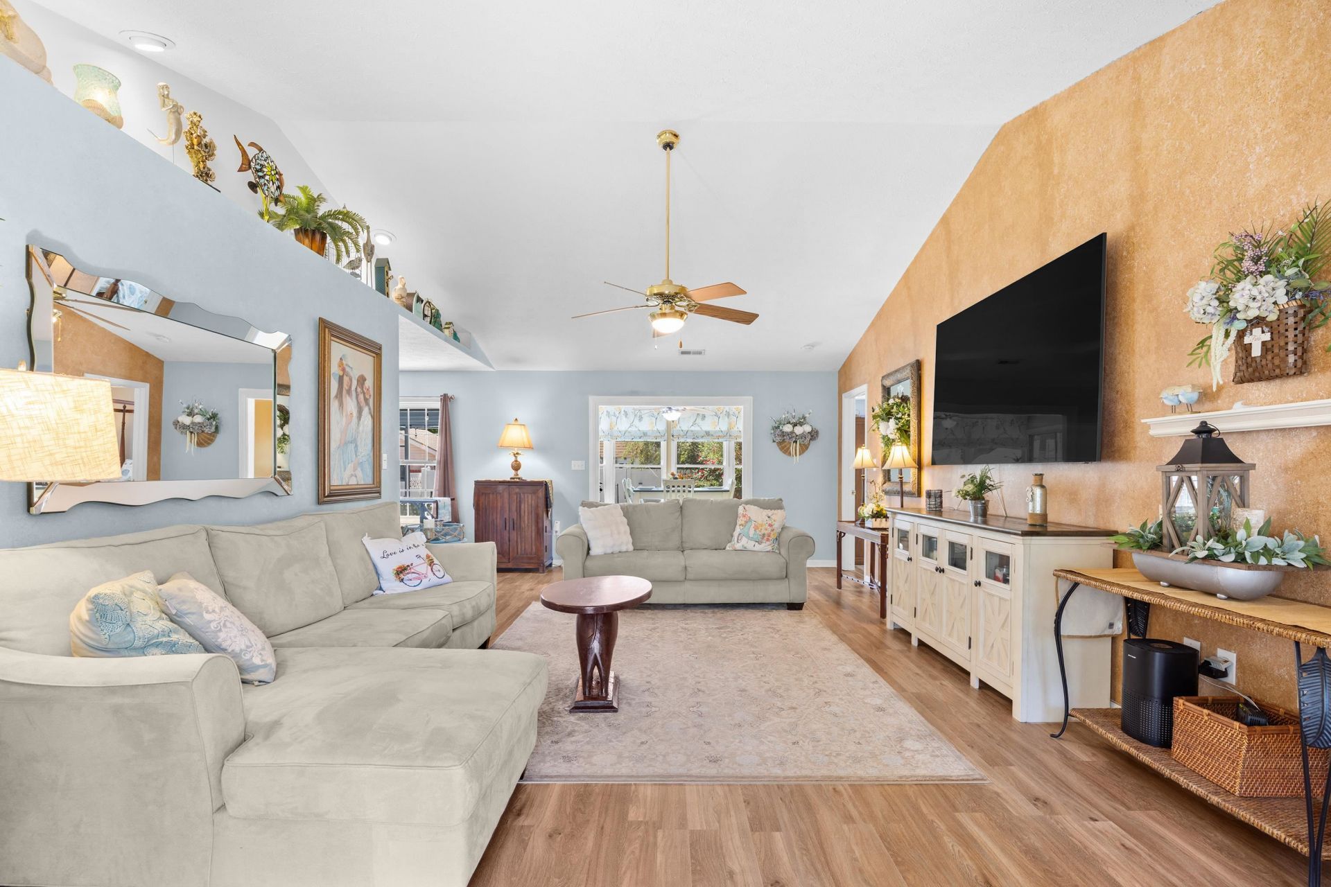 3006 Sabal Ct. Photo 5