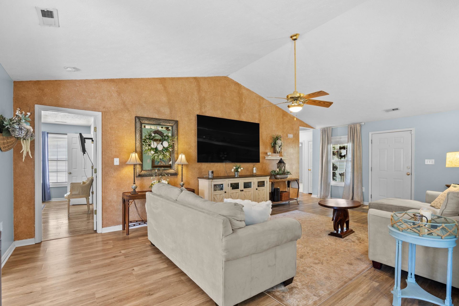 3006 Sabal Ct. Photo 6