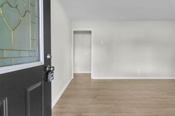 104 Dahlia Place photo 4