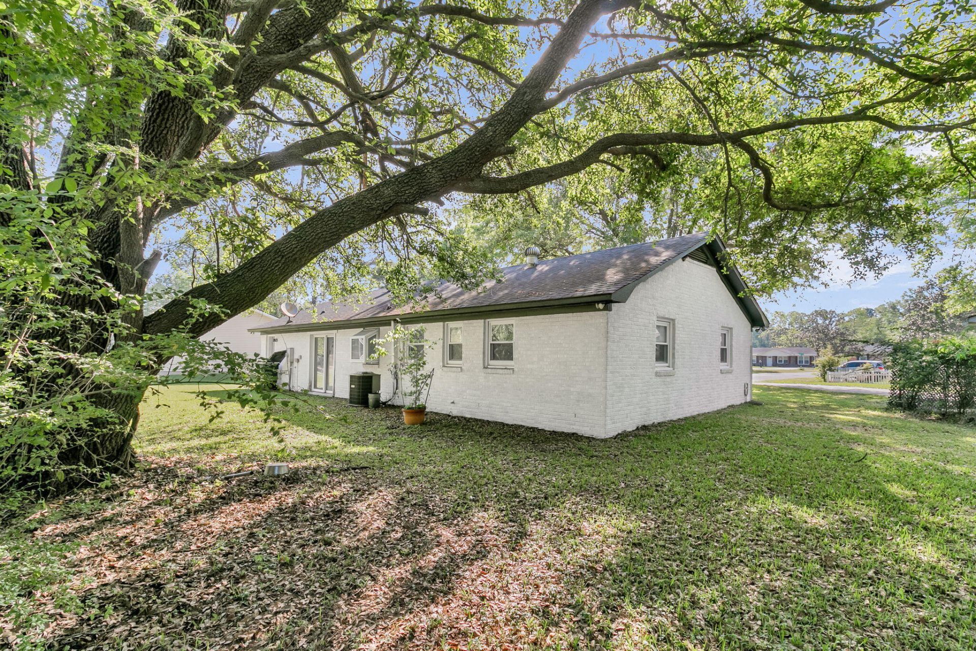 104 Dahlia Place Photo 25