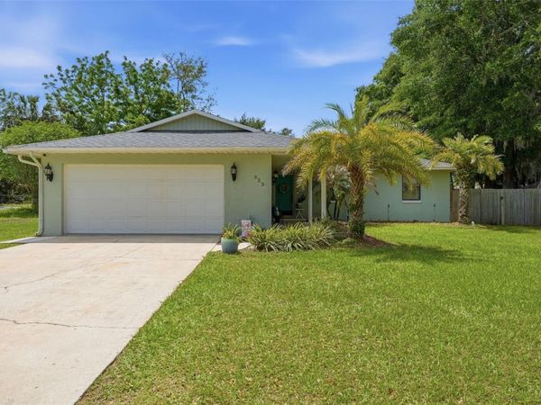 923 PARK DRIVE , TAVARES, FL 32778