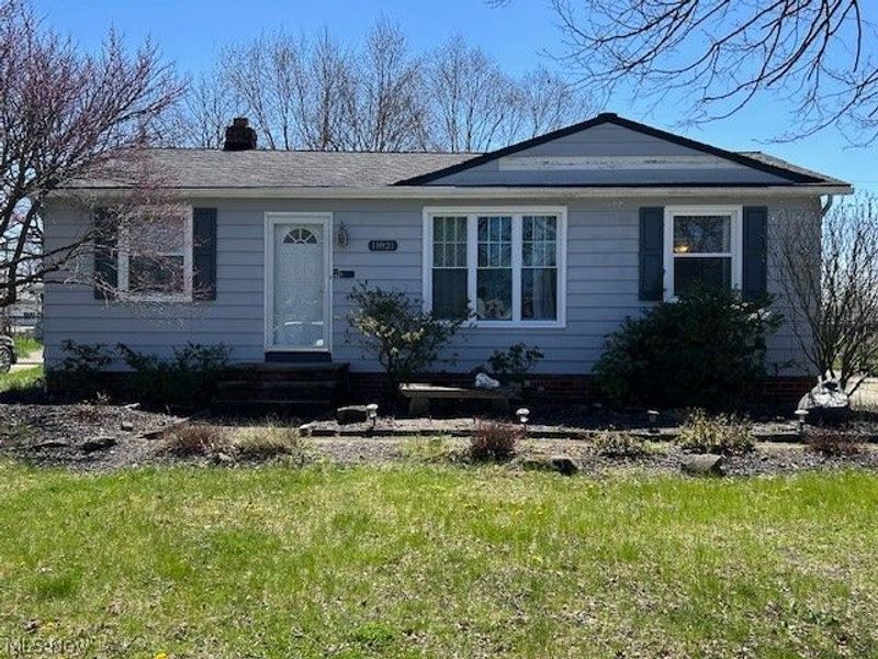 11821 Ronald Drive, Parma, OH 44130 Photo 1