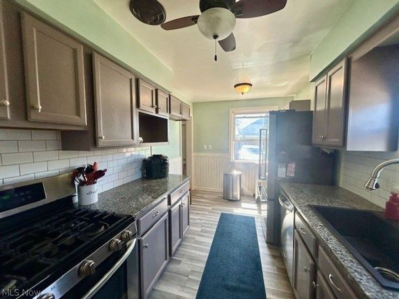 11821 Ronald Drive, Parma, OH 44130 Photo 18