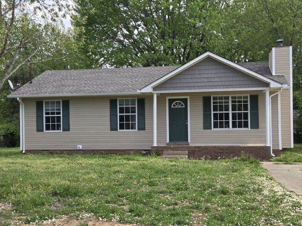 414 Pacific Ave, Oak Grove, KY 42262