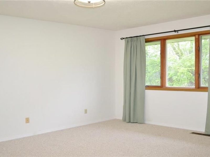 1031 Armsgate Road, Springfield, OH 45503 Photo 11