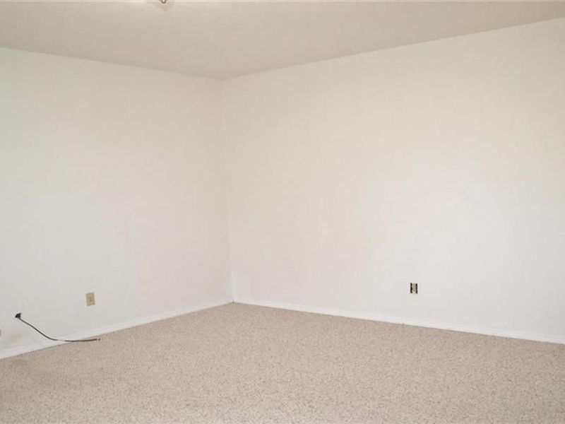 1031 Armsgate Road, Springfield, OH 45503 Photo 18