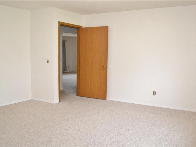 1031 Armsgate Road, Springfield, OH 45503 Photo 19