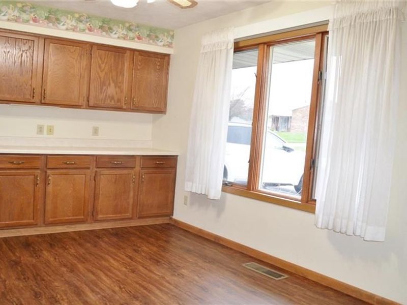 1031 Armsgate Road, Springfield, OH 45503 Photo 7