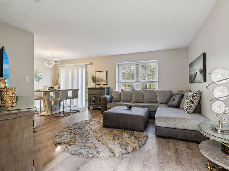 7112 Sweetwater Drive, Florence, KY 41042 Photo 10