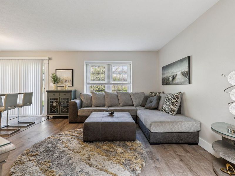 7112 Sweetwater Drive, Florence, KY 41042 Photo 9