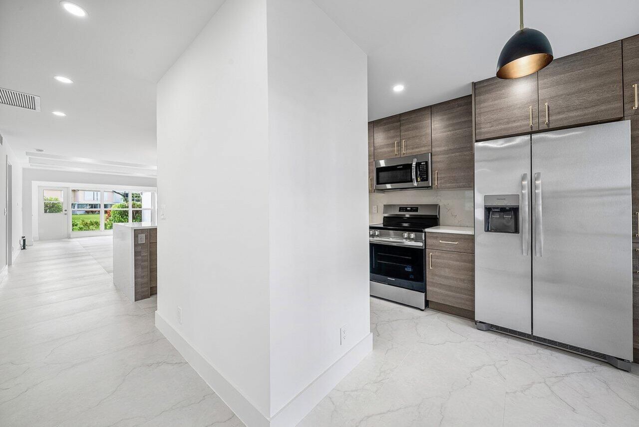 1541 NW 20th Avenue, Unit 101, Delray Beach, FL 33445 Photo