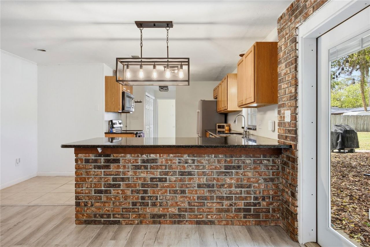 3900 NW 37th Place , Gainesville, FL 32606 Photo