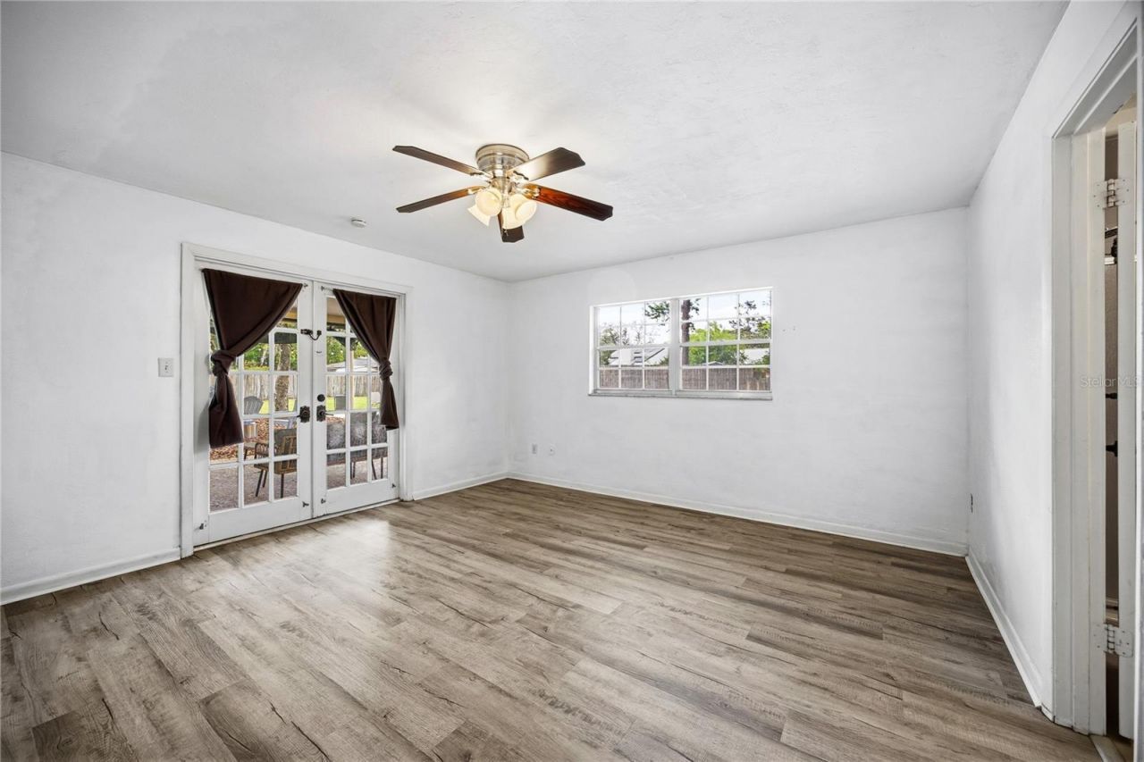 3900 NW 37th Place , Gainesville, FL 32606 Photo