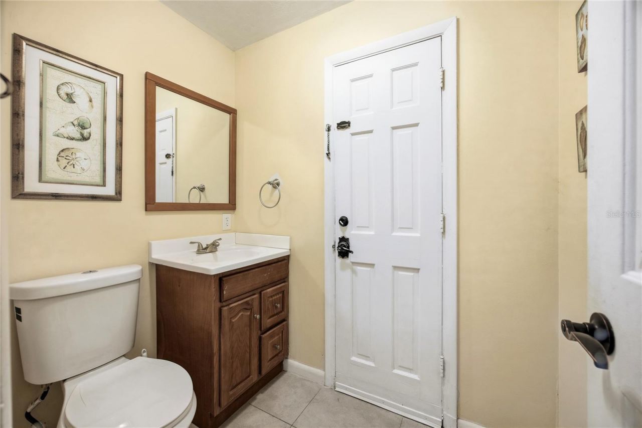 3900 NW 37th Place , Gainesville, FL 32606 Photo