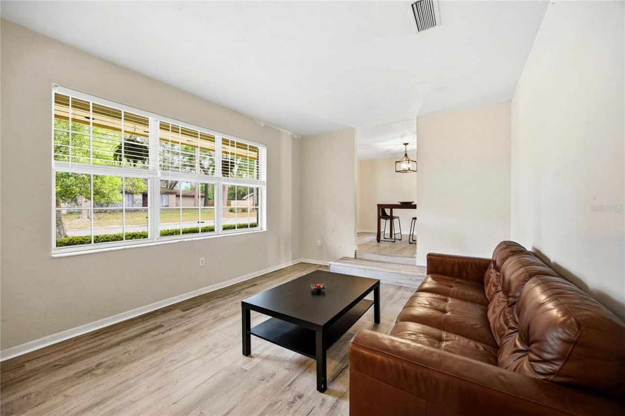 3900 NW 37th Place , Gainesville, FL 32606 Photo