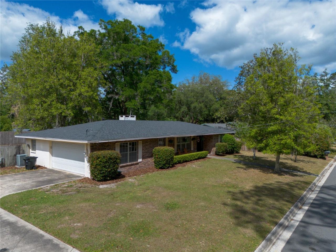 3900 NW 37th Place , Gainesville, FL 32606 Photo