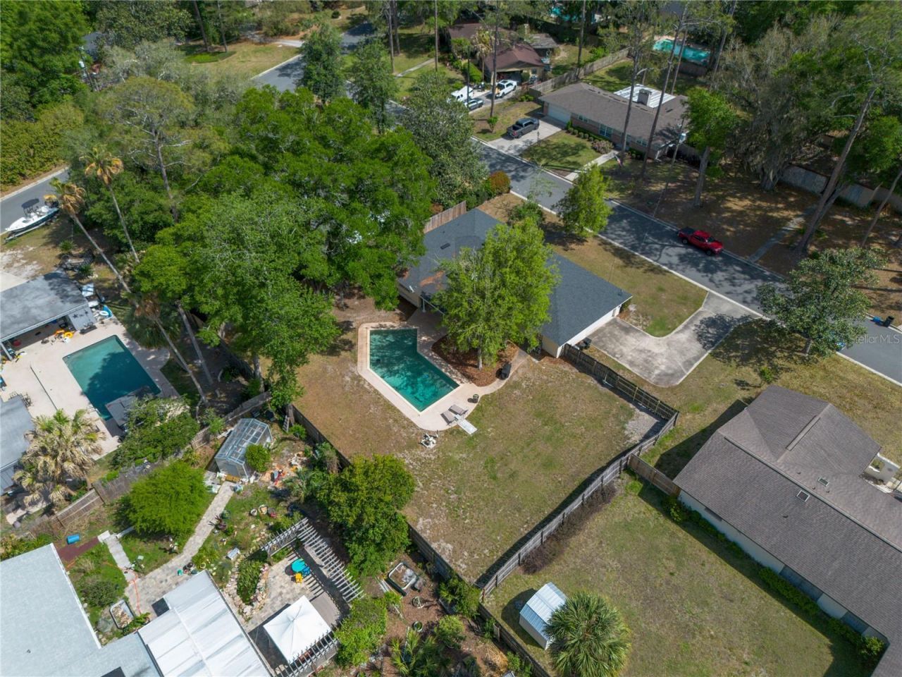 3900 NW 37th Place , Gainesville, FL 32606 Photo