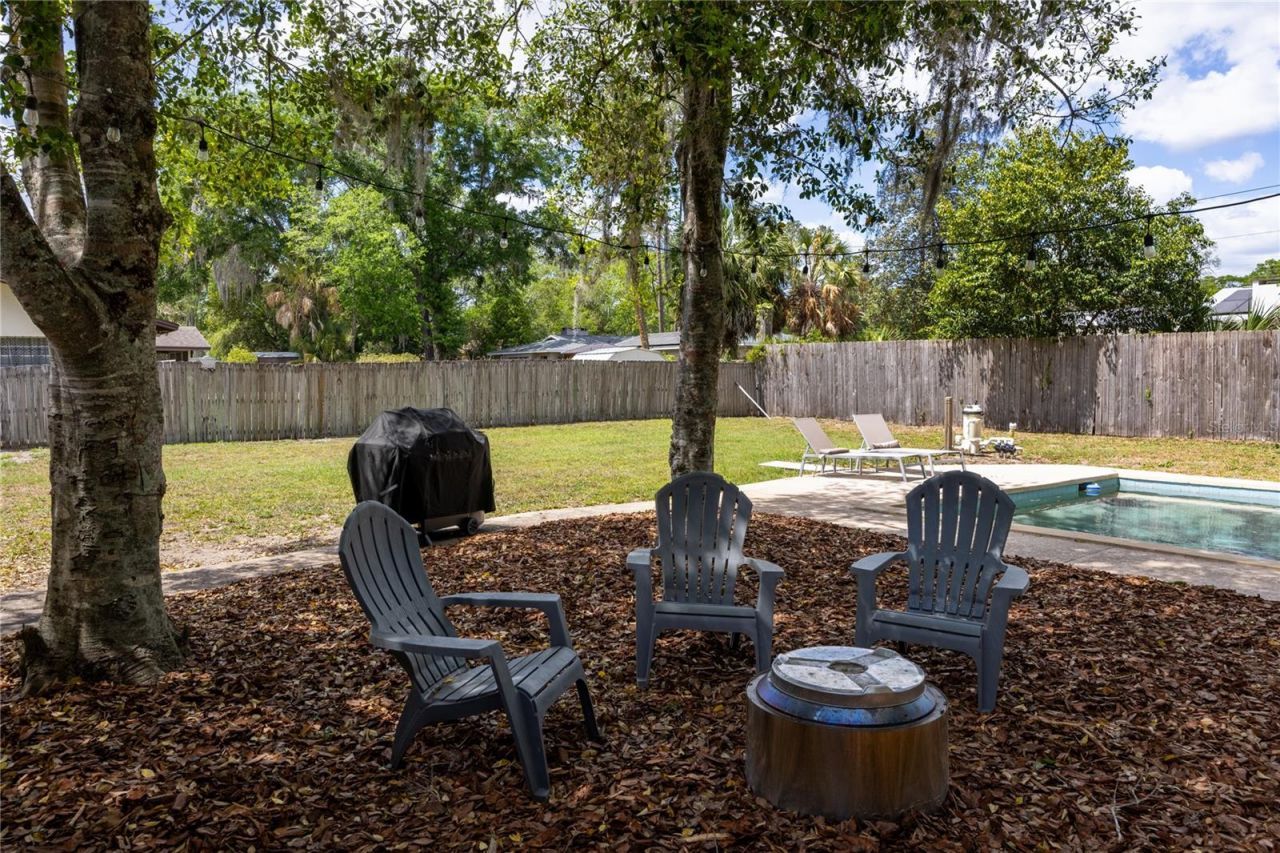 3900 NW 37th Place , Gainesville, FL 32606 Photo