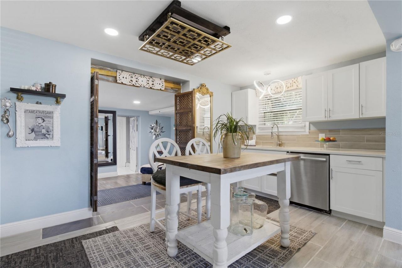 4831 Fairfield Avenue S, Saint Petersburg, FL 33711 Photo