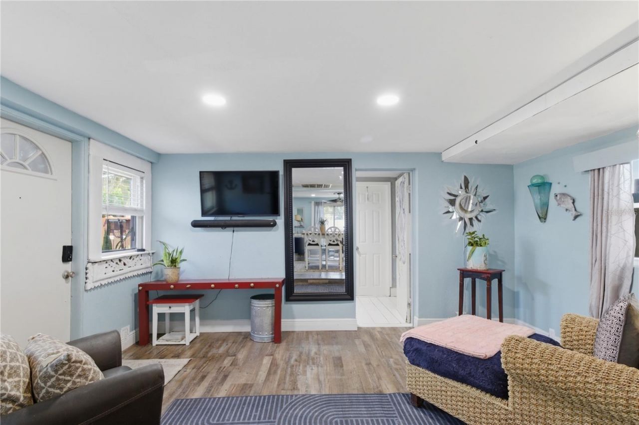 4831 Fairfield Avenue S, Saint Petersburg, FL 33711 Photo