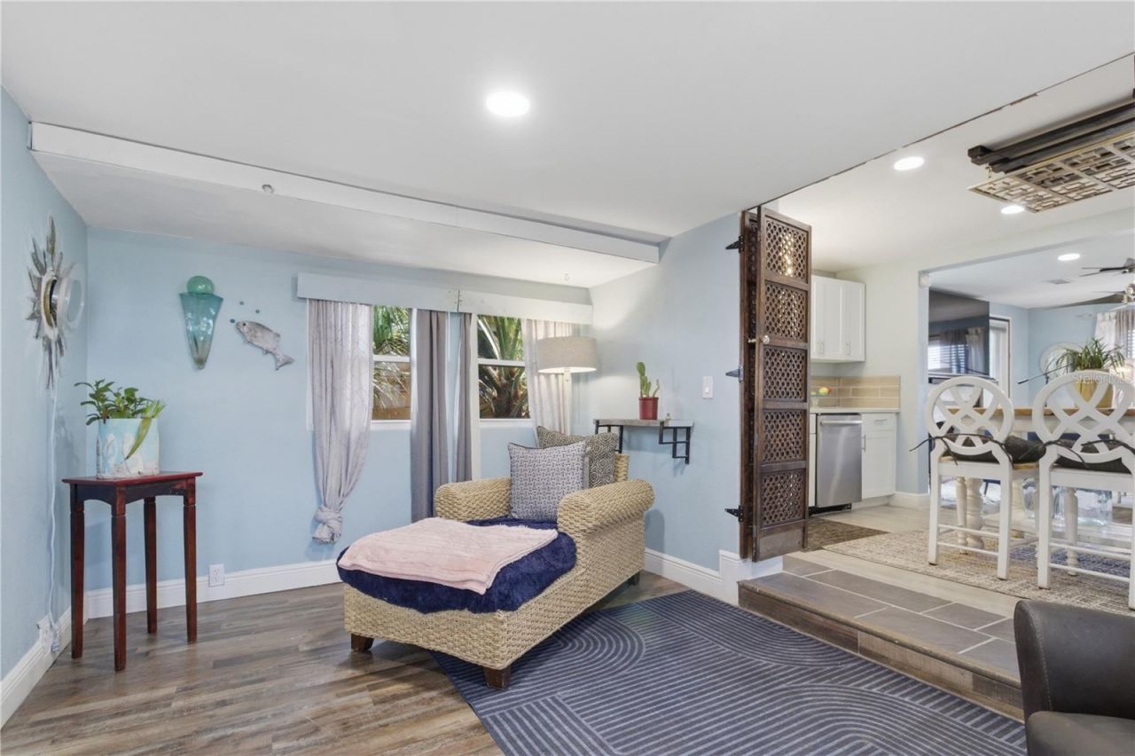 4831 Fairfield Avenue S, Saint Petersburg, FL 33711 Photo