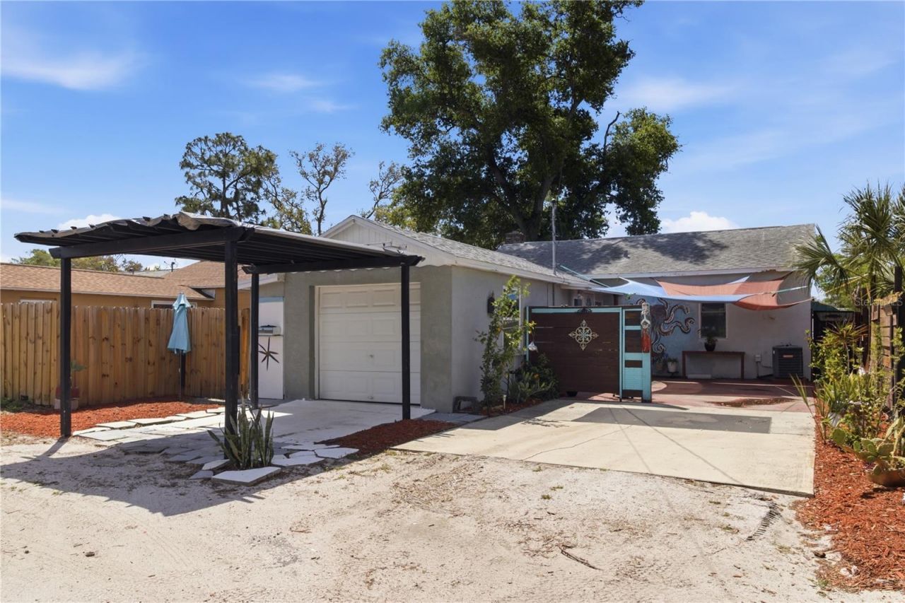 4831 Fairfield Avenue S, Saint Petersburg, FL 33711 Photo