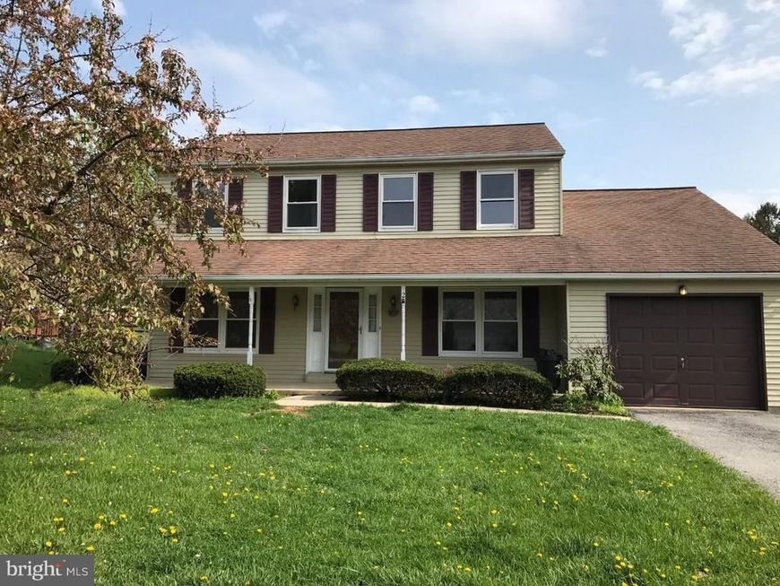 2 Corwen Ter W, West Chester, PA 19380 Main Photo